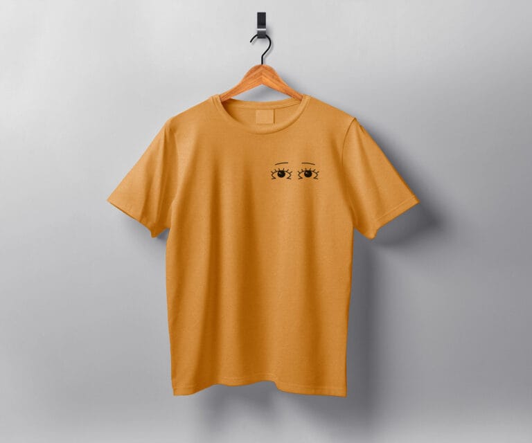 Projetos 13 t-shirt-mockup